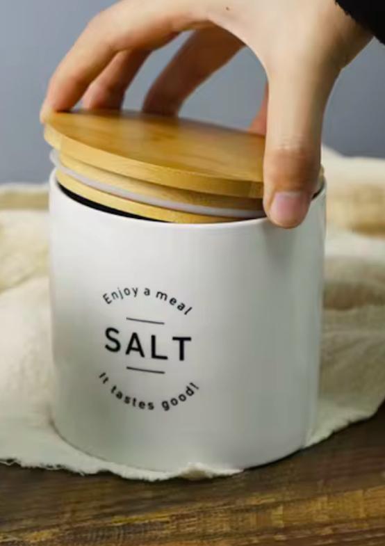 Ceramic canister with airtight seal bamboo lid 11*10.5cm