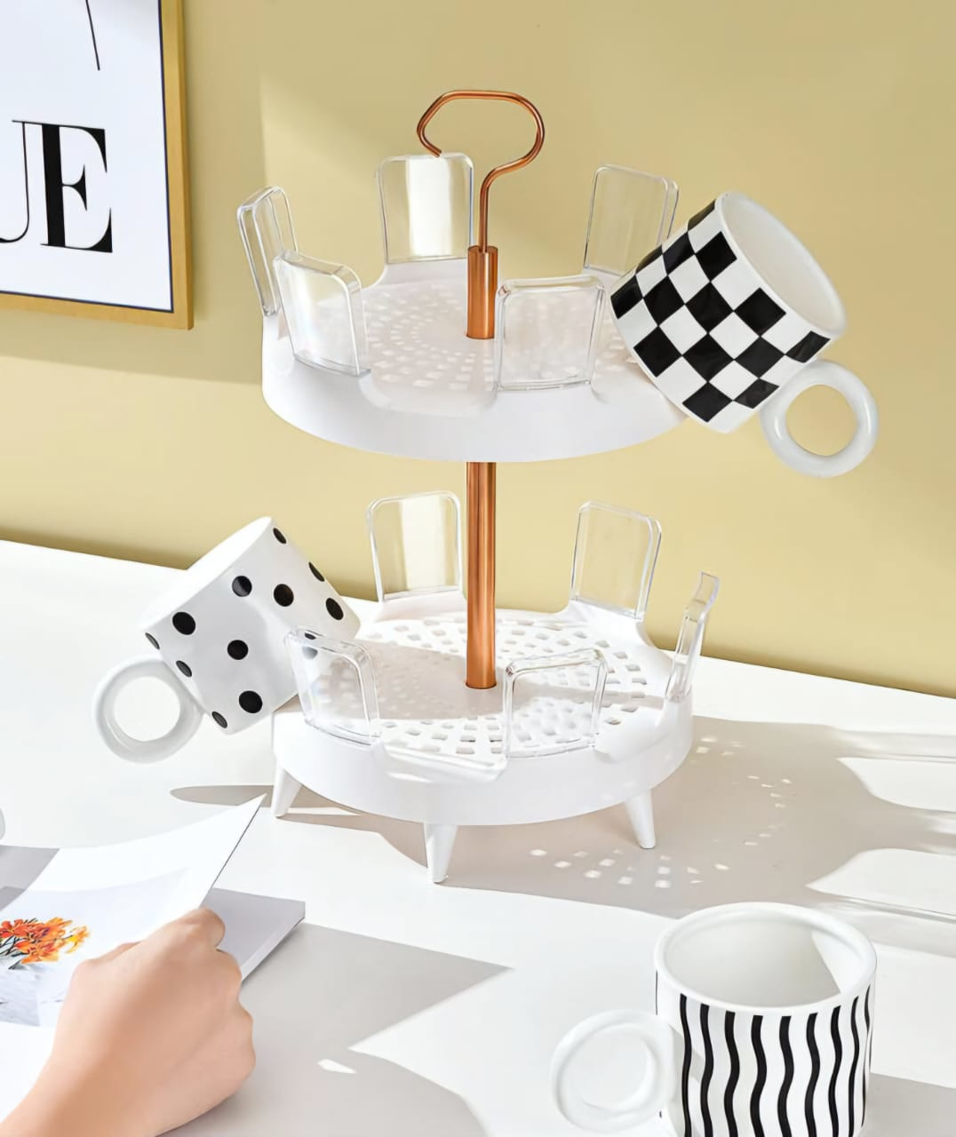 Cup holder stand rotatable