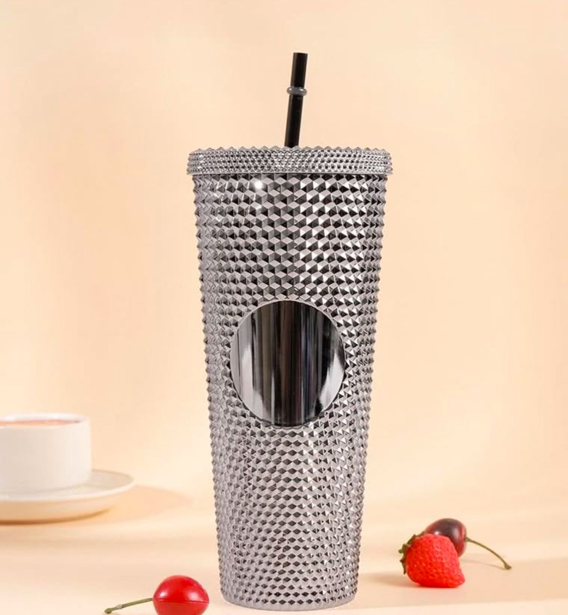 Long plastic mug with straw