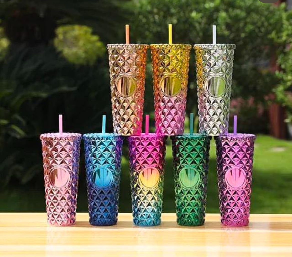 Long plastic colored mug with straw