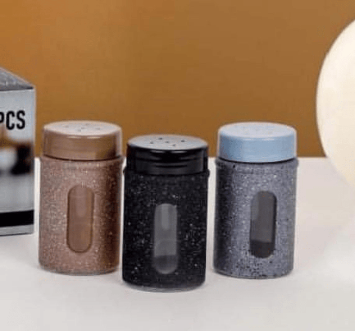 Glass salt and pepper shaker marbel pattern