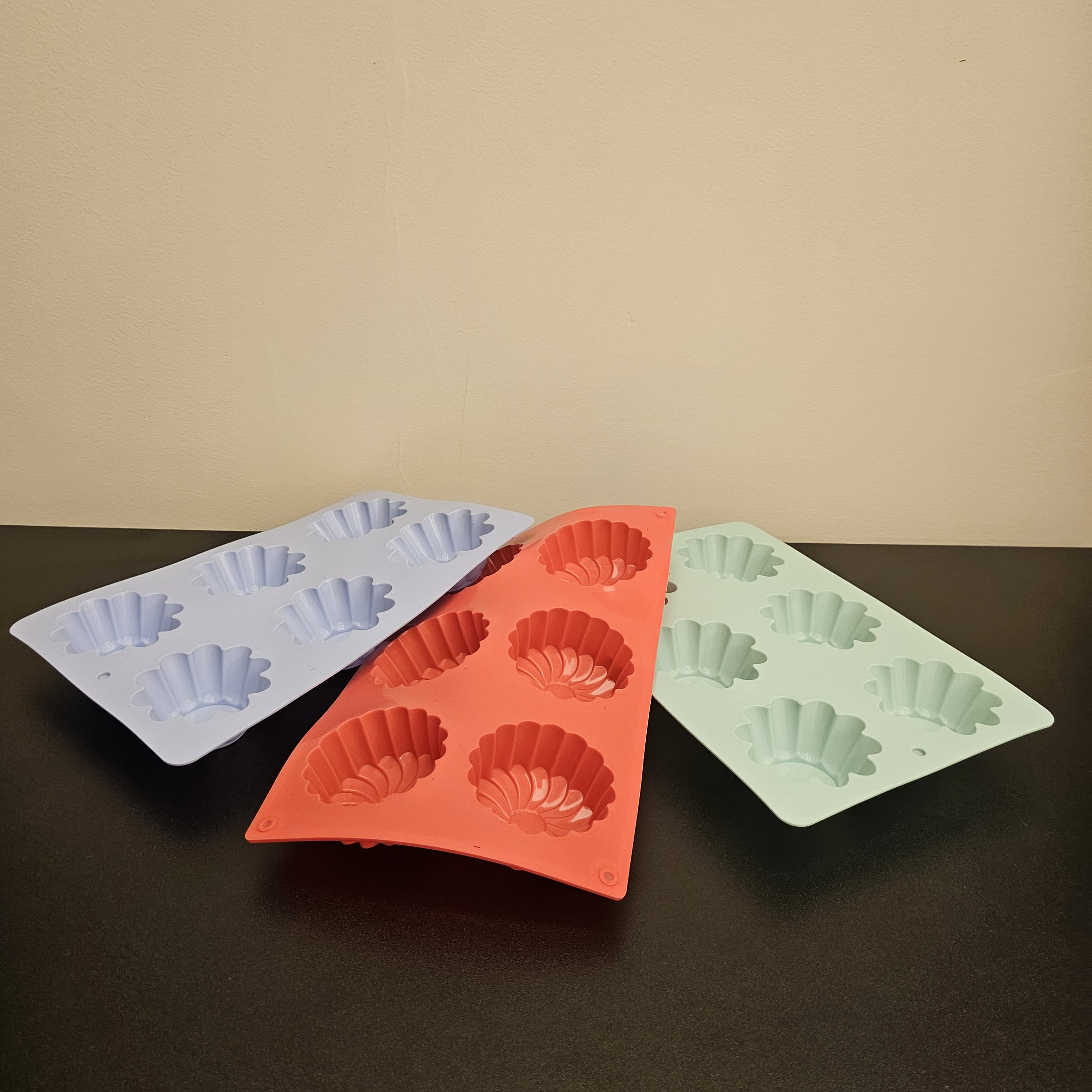 Silicone cup cake mold