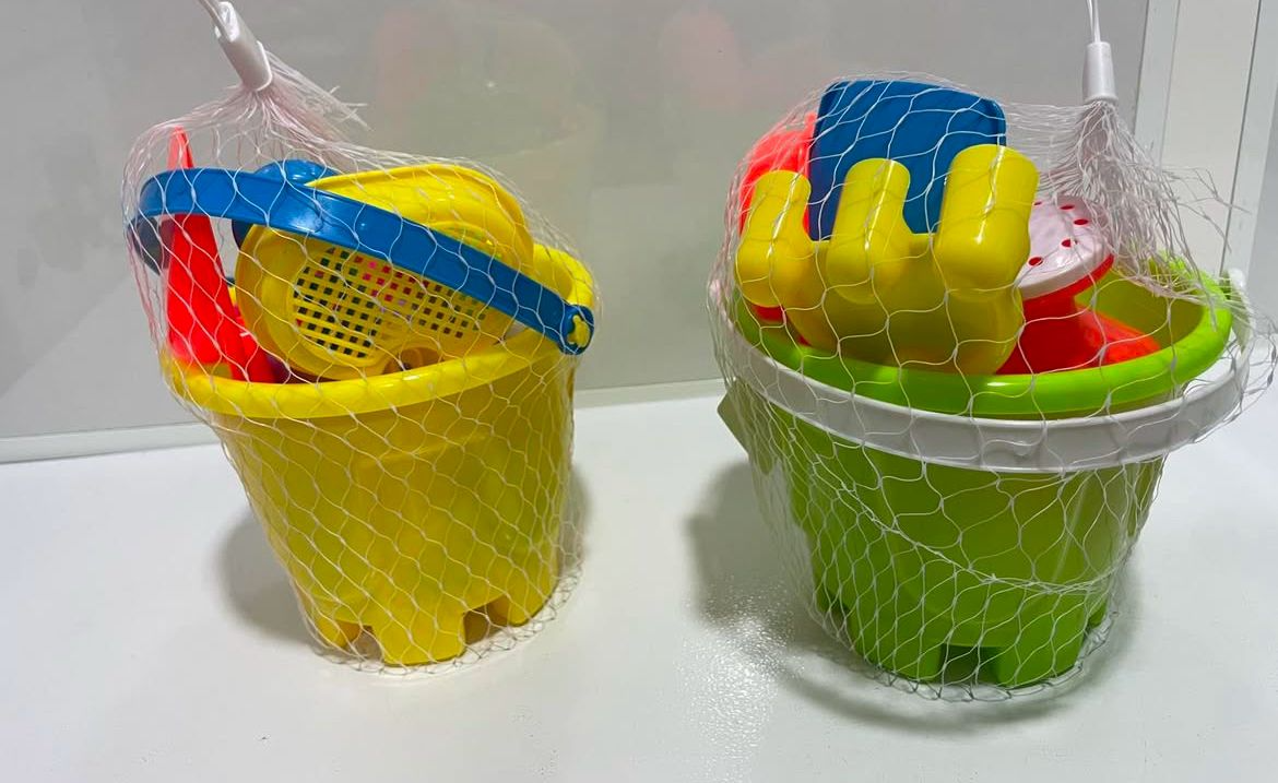Sand box bucket and shovel set (round)