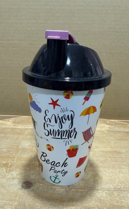 Kids character plastic cup with lid