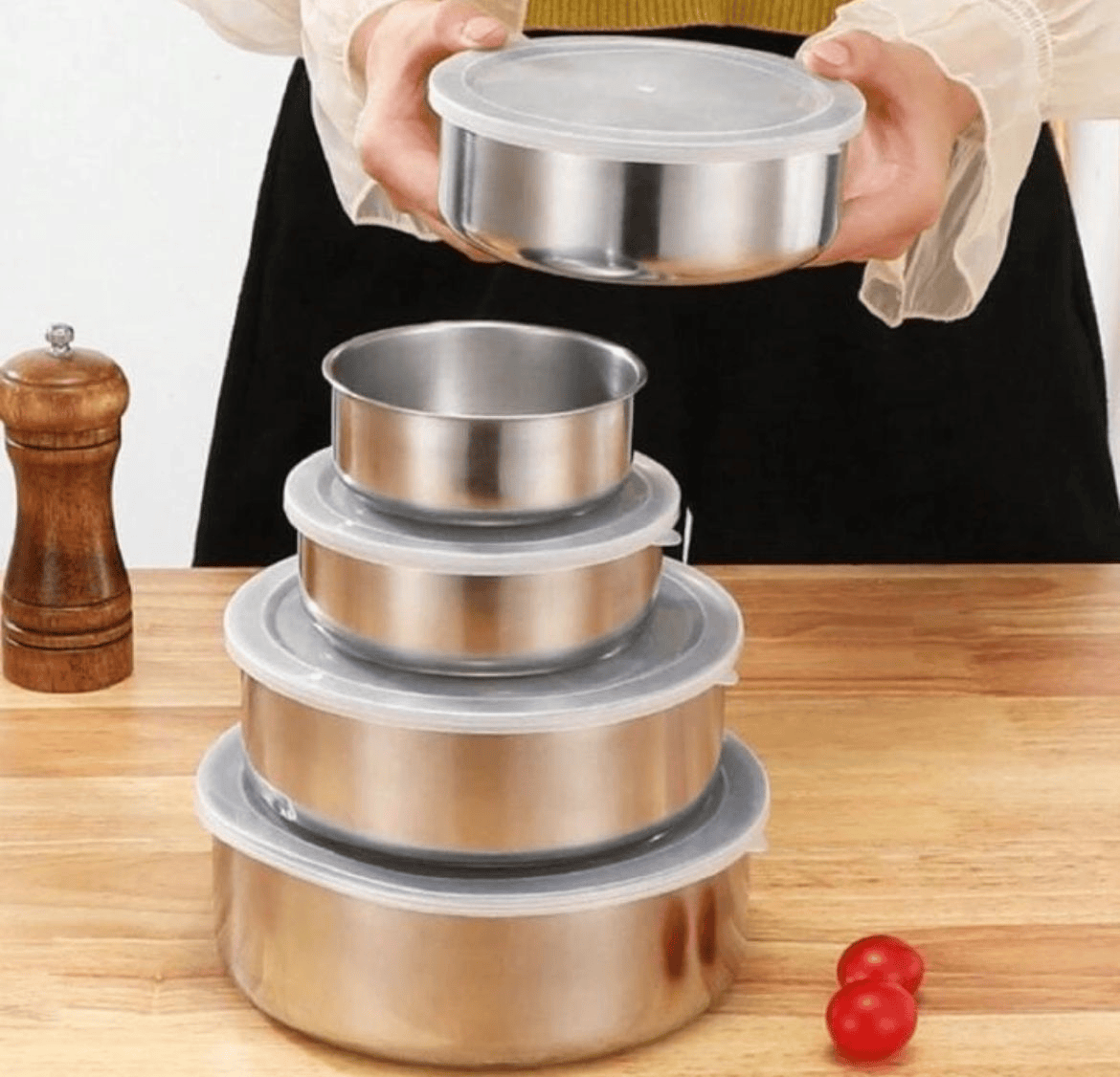 Stainless steel containers set of 5 ( 10-12-14-16-18 cm)
